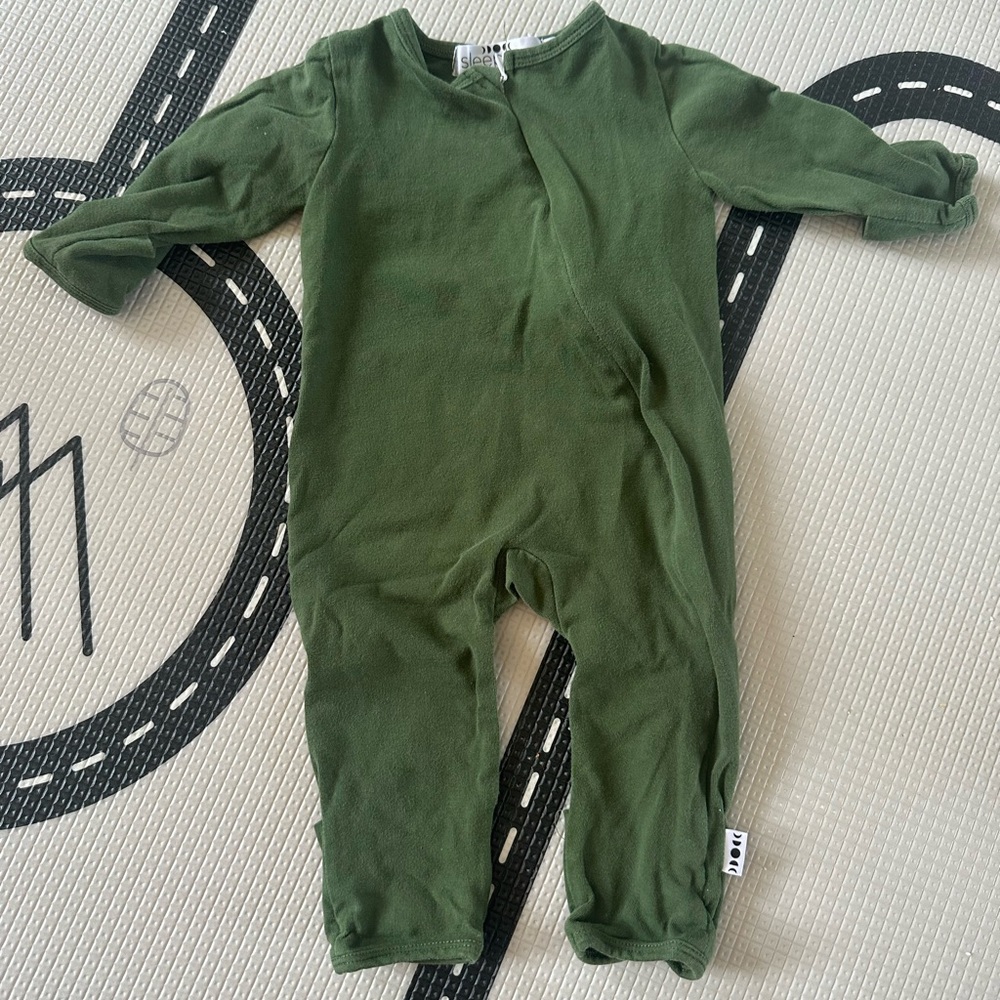 The OVer Company Sleepover Green 3-6M zipper sleeper